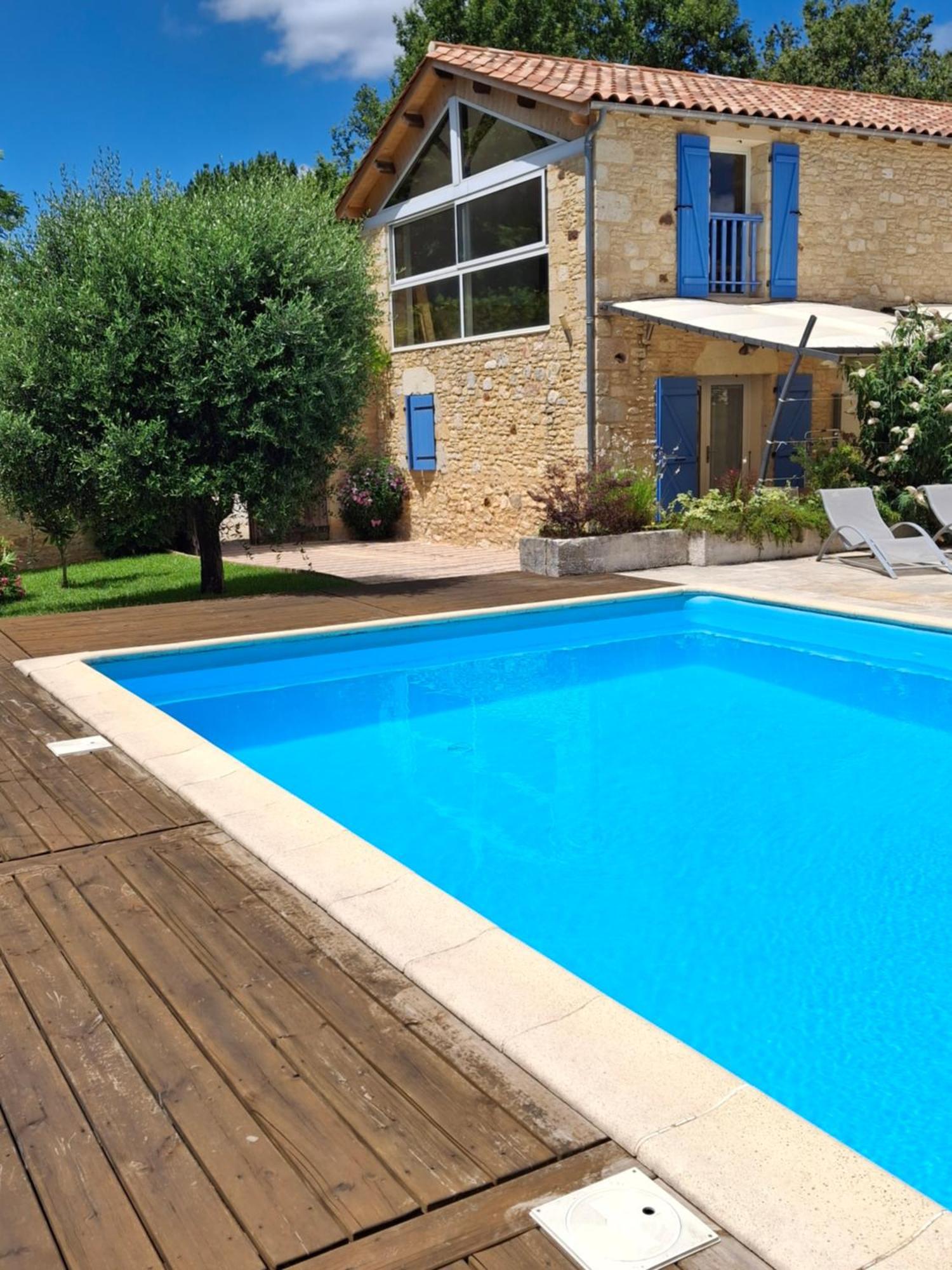 Aux Blanches Pierres Apartment Fumel Exterior foto